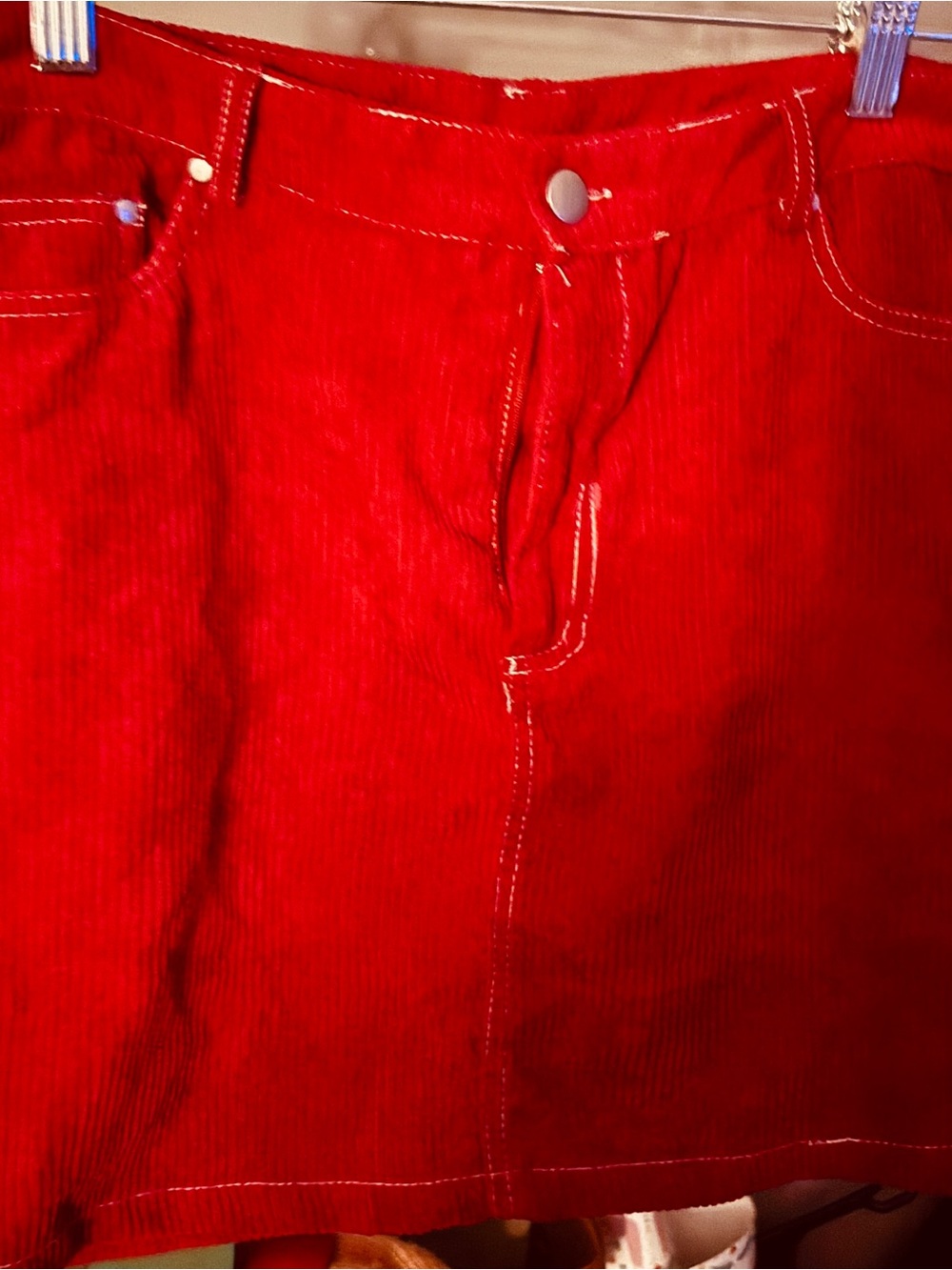 Le Lis, L, Red Corduroy Mini Skirt, with bows on back pockets. White stitching.